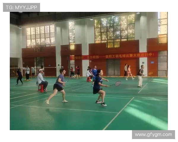 南京羽毛球队在全国羽毛球状态排行榜中荣获第五名展现强劲实力与团队精神